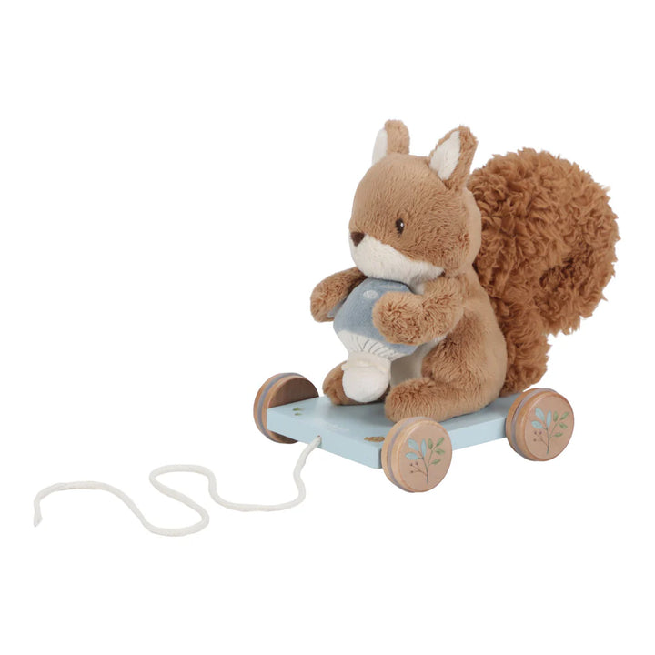 Little Dutch - Pull Along - Squirrel - Forest Friends - Mabel & Fox