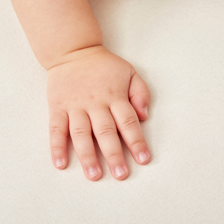 The Little Green Sheep - SnuzPod4 Organic Mattress Protector - Mabel & Fox