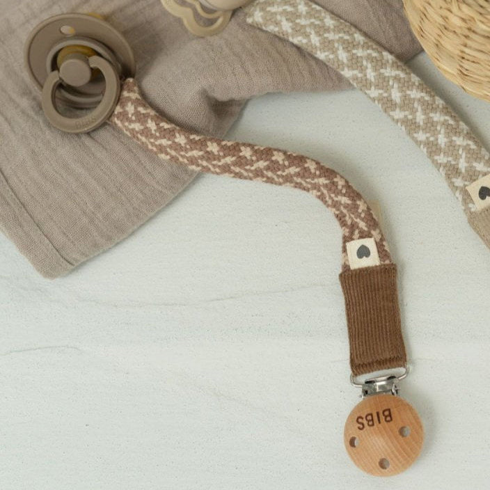 Bibs - Pacifier Clip - Dark Oak/Vanilla