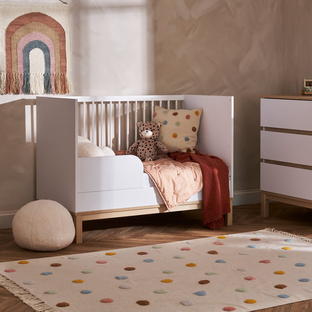 OBaby - Astrid Mini Cot Bed - White - Mabel & Fox