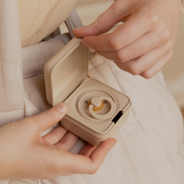 Bibs - Pacifier Box - Vanilla - Mabel & Fox