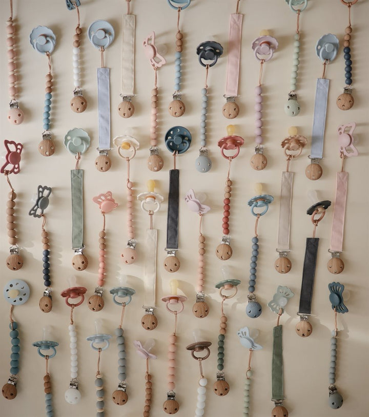 Mushie - Linen Pacifier Clip - 2 Pack - Blush/Cream - Mabel & Fox