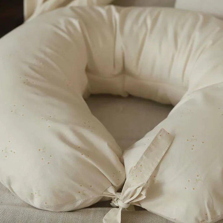 Avery Row - Nursing Pillow - Wild Chamomile - Mabel & Fox
