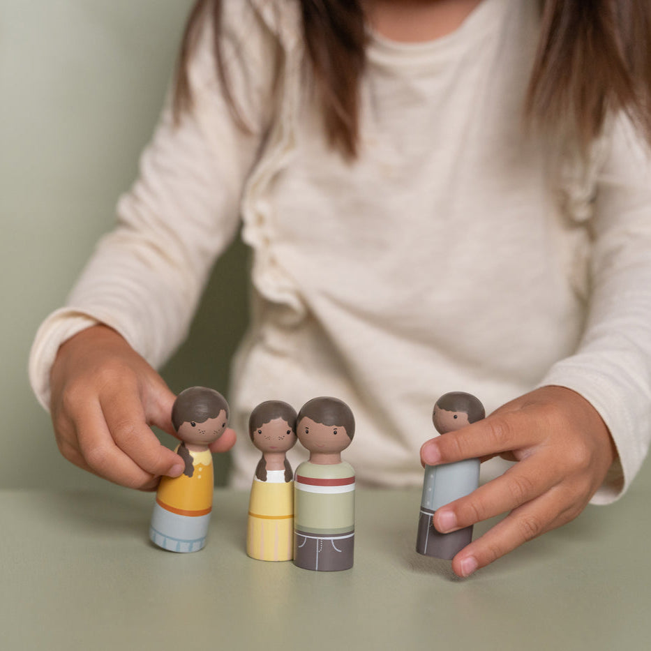 Little Dutch - Dollhouse - Family Expansion Set - Mabel & Fox