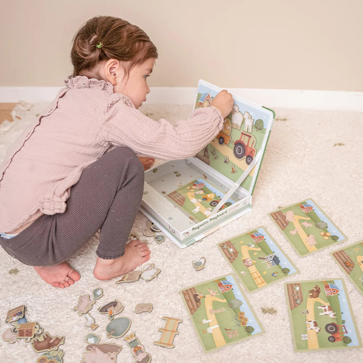 Little Dutch - Magnetic Playboard - Little Farm - Mabel & Fox