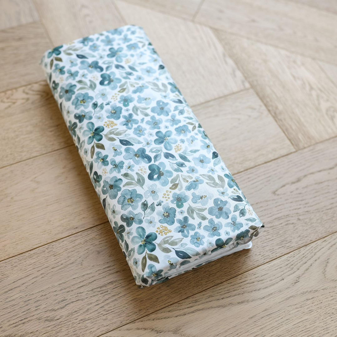 Mabel & Fox - Travel Changing Mat - Blue Blossom - Mabel & Fox