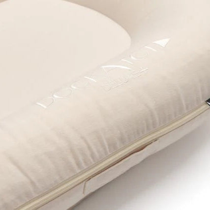 Dockatot - Deluxe+ Dock - Sand Chambray - Mabel & Fox