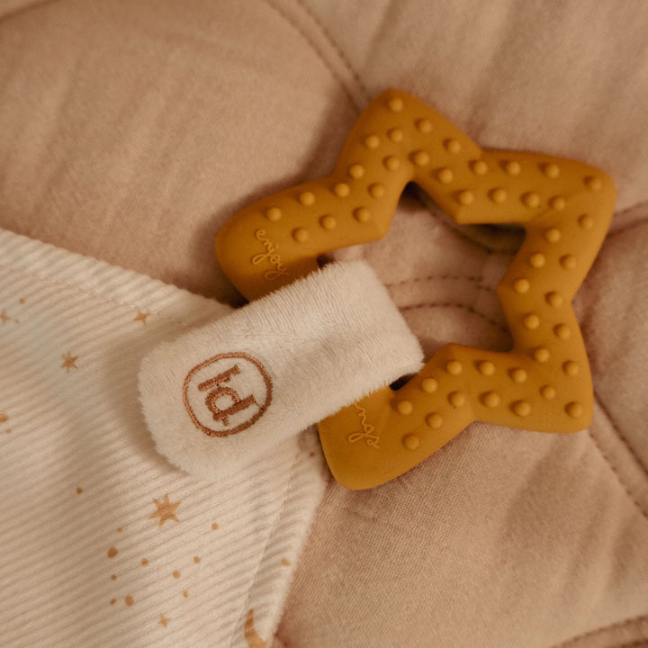 Little Dutch - Cuddle Cloth with Teething Ring - Newborn Naturals