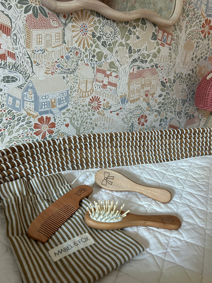 Mabel & Fox - Personalised Wooden Brush Set - Bow Cute