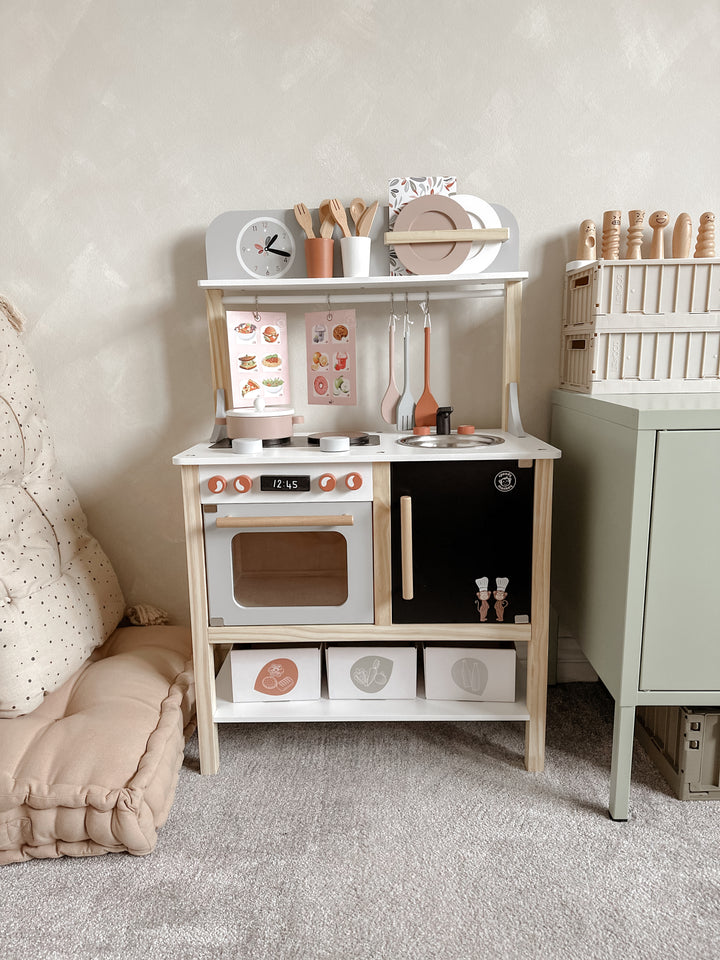 Speedy Monkey - Kitchen & 20 Accessories - Mabel & Fox