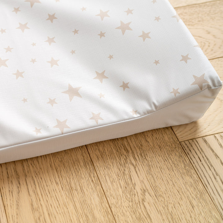Mabel & Fox - Wedge Baby Changing Mat - Beige Stars - Mabel & Fox