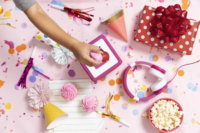 Tonies party - pink themes decor and confetti