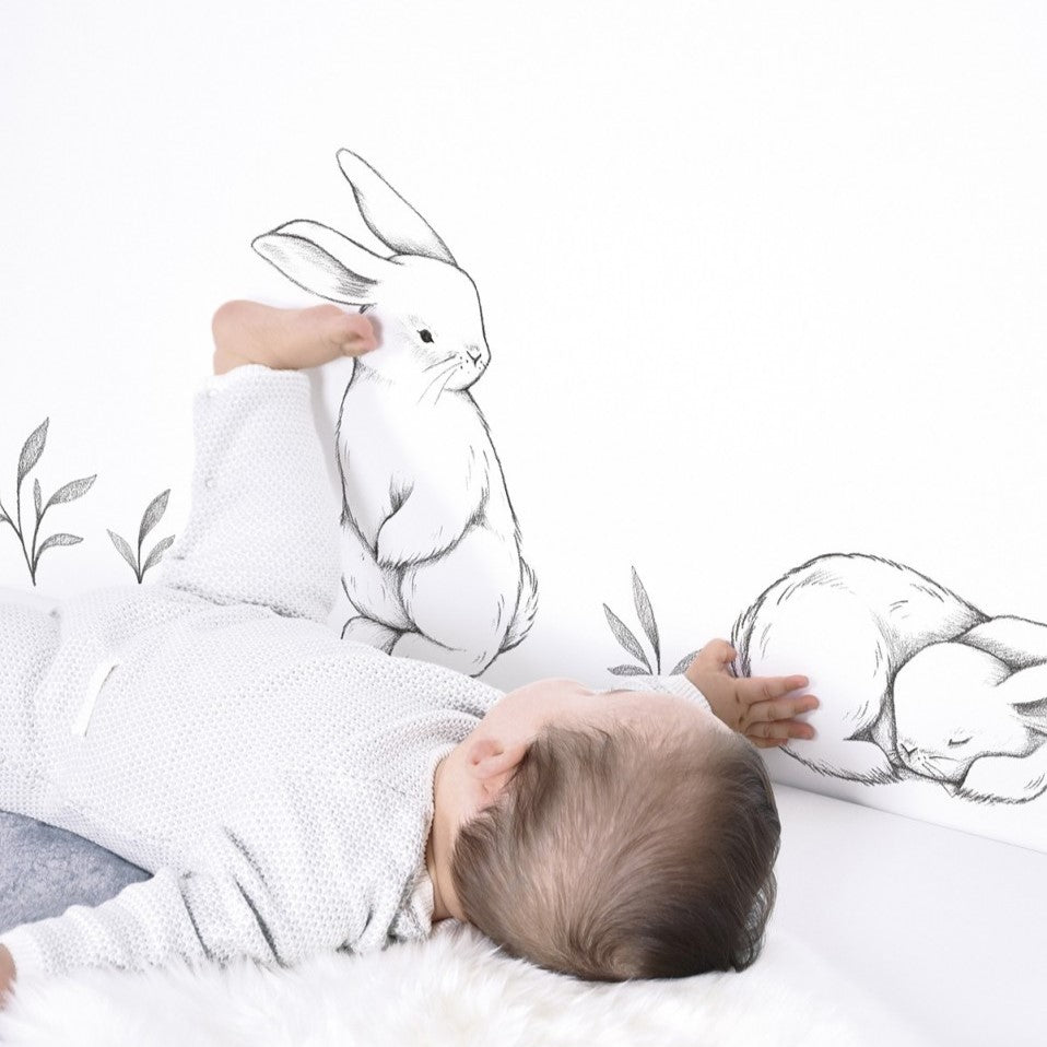 Lilipinso create eclectic products designed to brighten your baby and toddlers world. Coordinating prints and wall decals are perfect for any nursery.