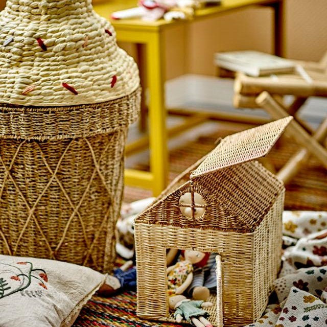 Bloomingville Mini sell Nordic designed interior and toys. Image includes Sigga Dollhouse