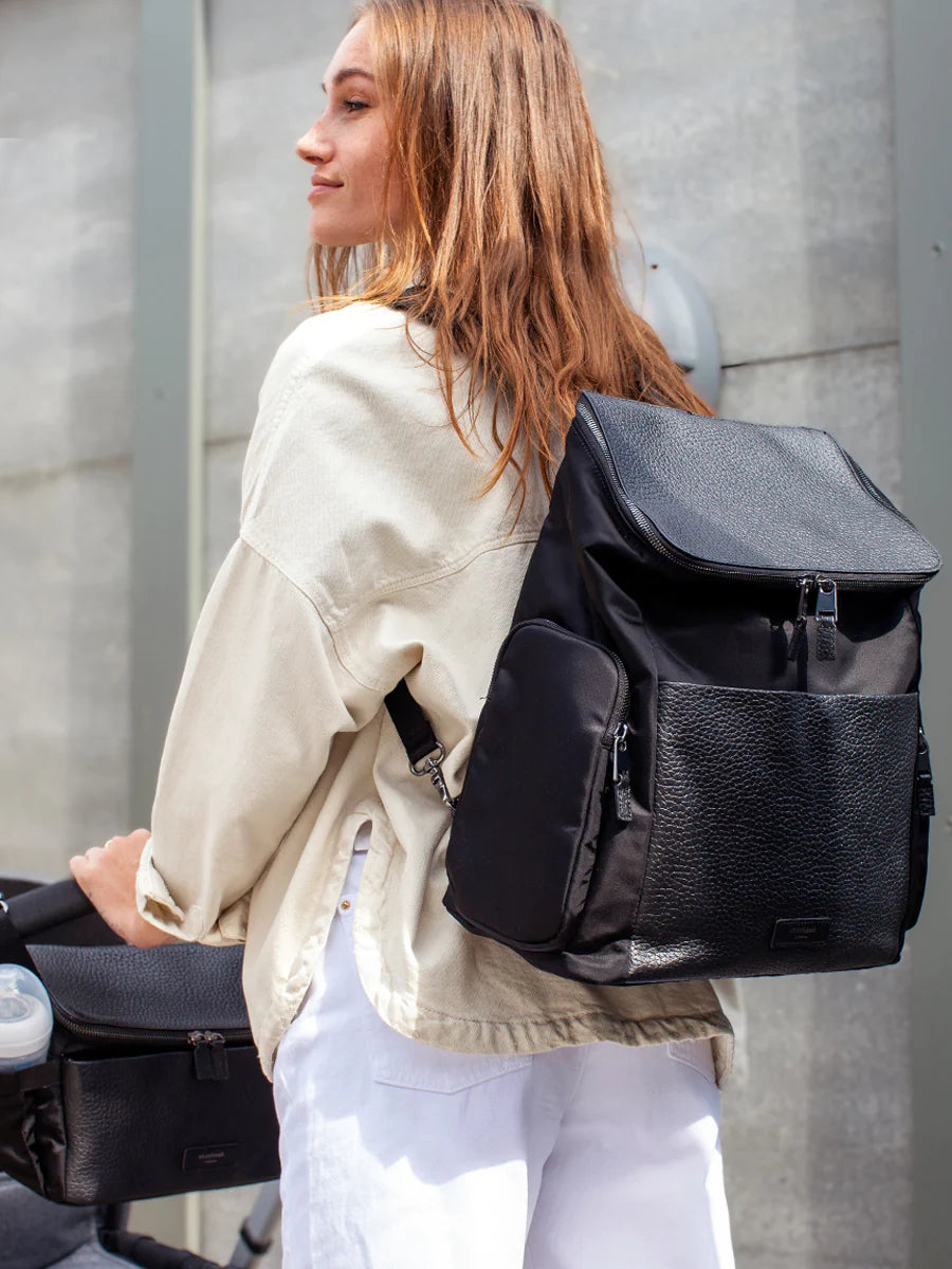 Storksak sales travel backpack