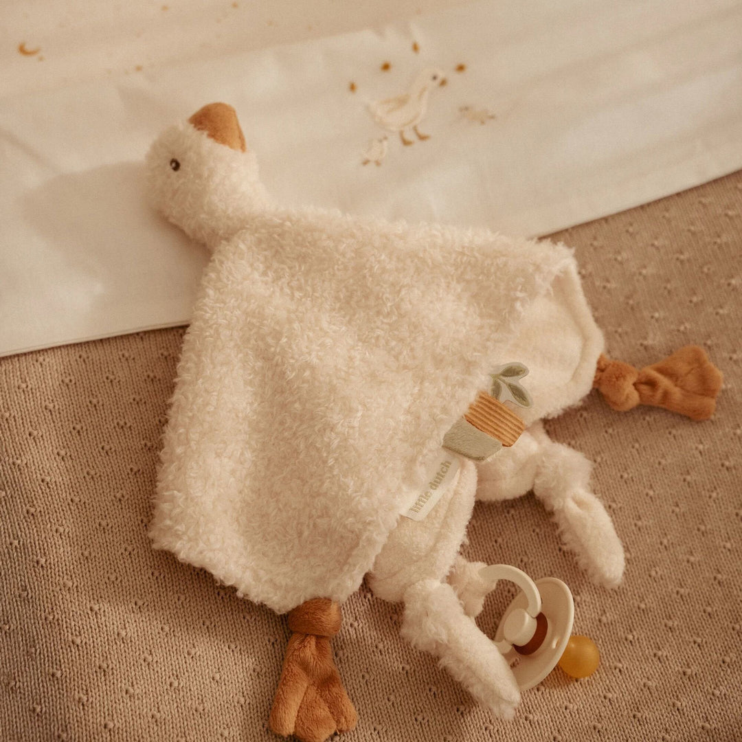 Little Dutch - Goose Cuddle Cloth - Newborn Naturals