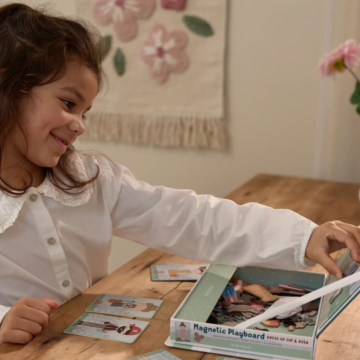 Little Dutch – Magnetic Play Board – Jim & Rosa