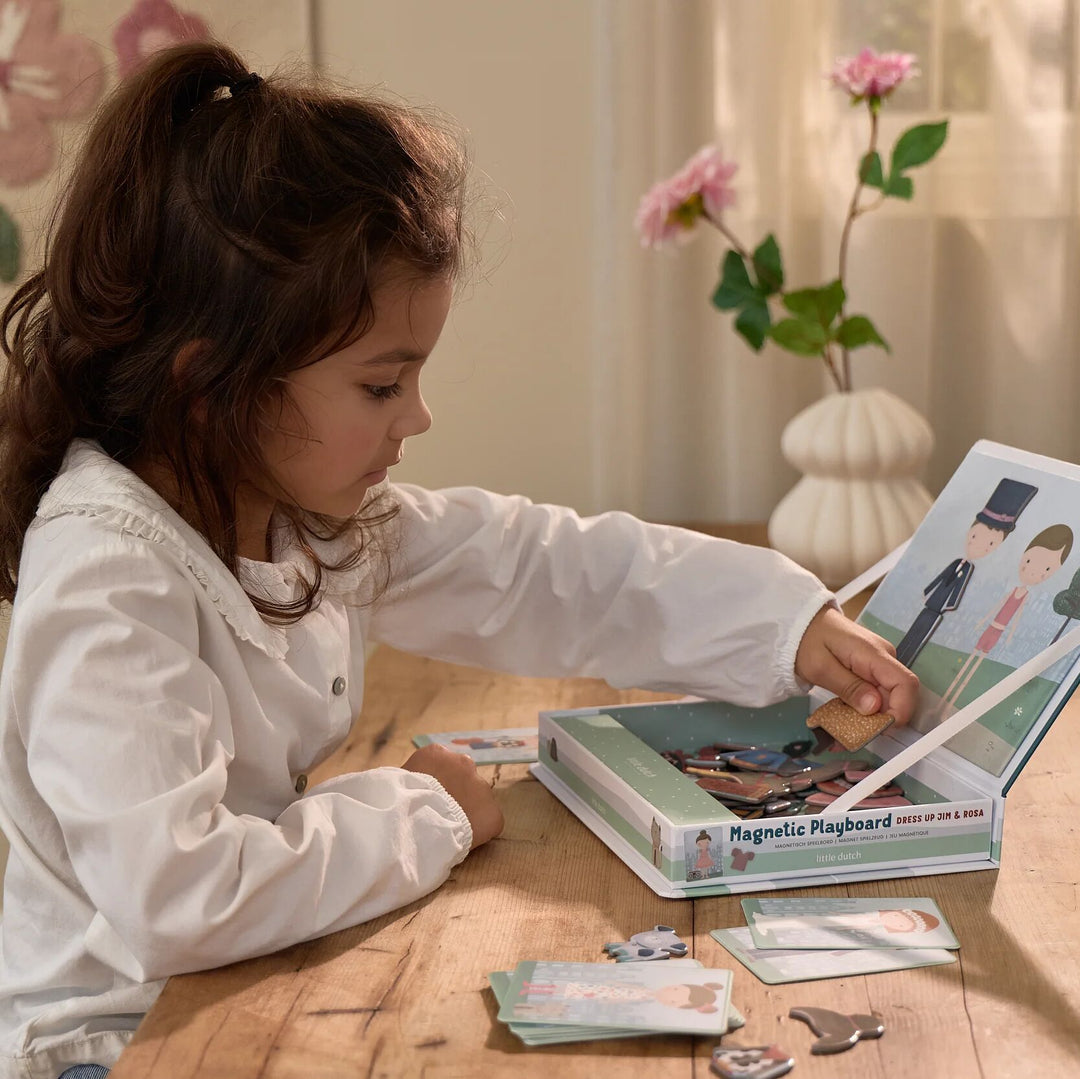 Little Dutch – Magnetic Play Board – Jim & Rosa