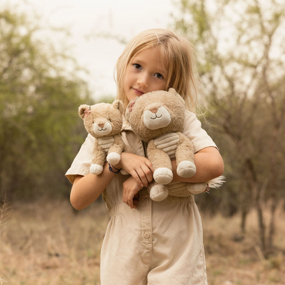 Little Dutch – Cuddly Toy Lioness 17cm – Safari Friends - Mabel & Fox