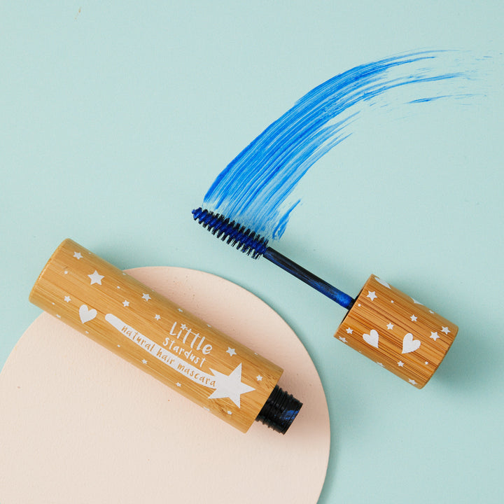 The Natural Play Makeup Company - Aloe Vera Hair Mascara - Blue