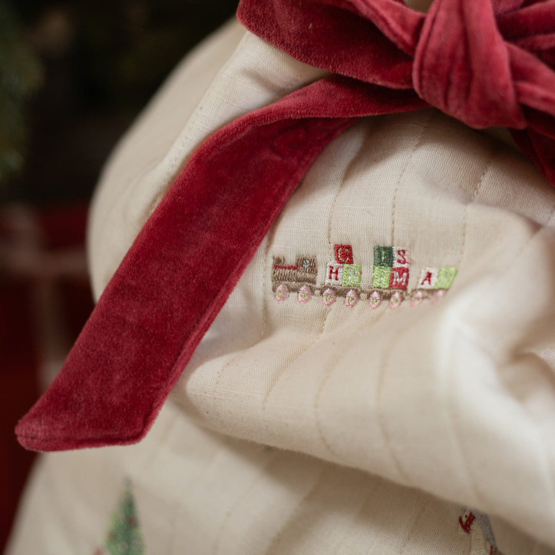 Avery Row - Christmas Sack - Christmas Morning