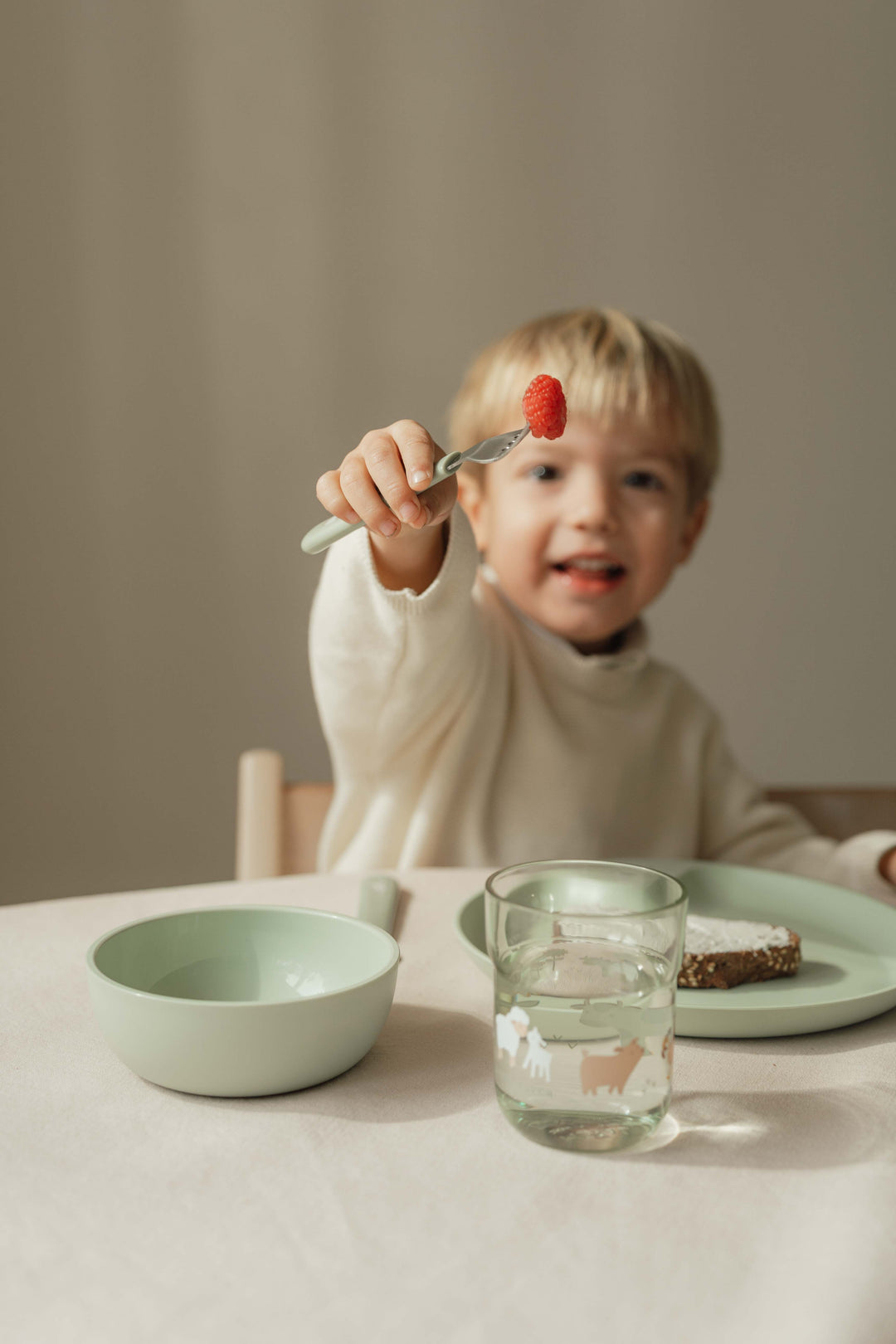 Little Dutch - 6 Piece Children's Dinnerware Set - Little Farm