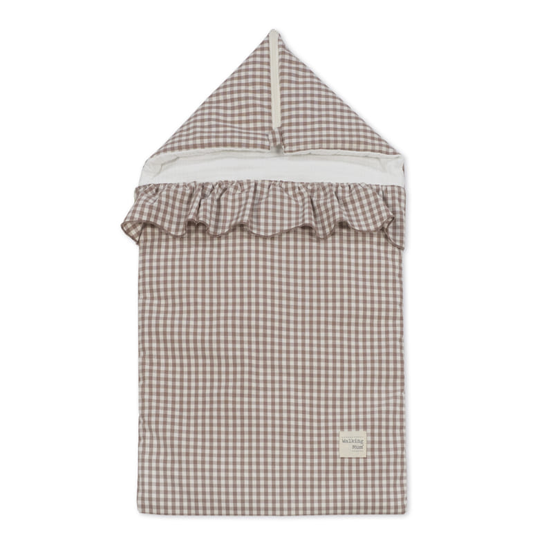 Walking Mum – Baby Nest – Summer Praliné Gingham Moka TOG 1 - Mabel & Fox