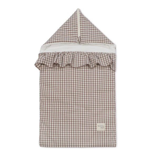 Walking Mum – Baby Nest – Summer Praliné Gingham Moka TOG 1 - Mabel & Fox