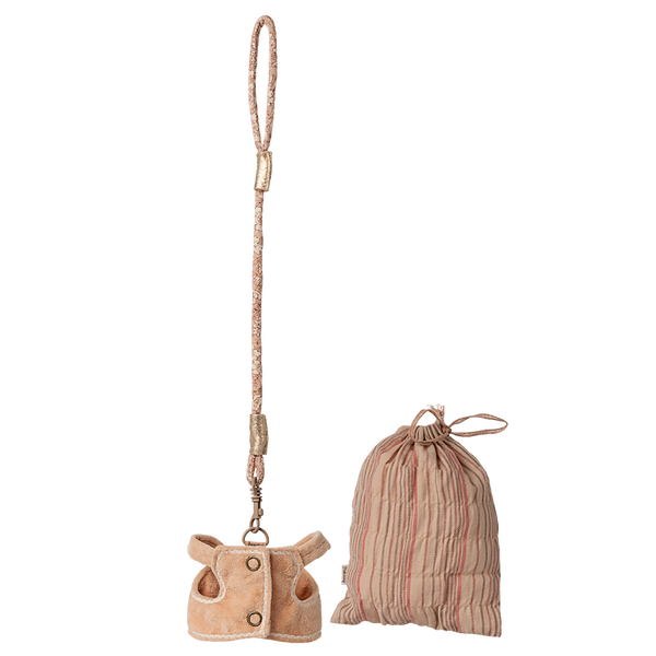 Maileg – Sleeping Bunny Harness - Mabel & Fox