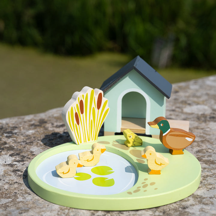 Pet Set Duck House - Mabel & Fox