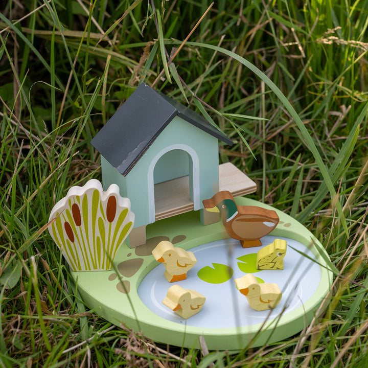 Pet Set Duck House - Mabel & Fox