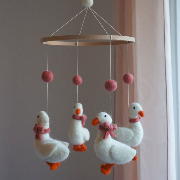 Gamcha – Mobile – Coral Goose - Mabel & Fox
