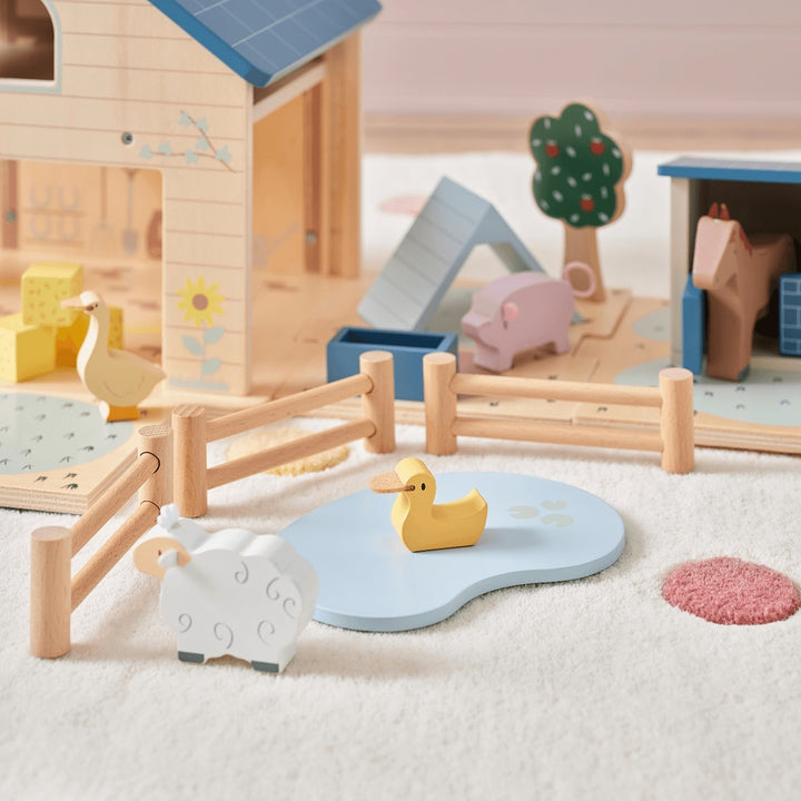 Great Little Trading Co. – Wooden Farm Animals