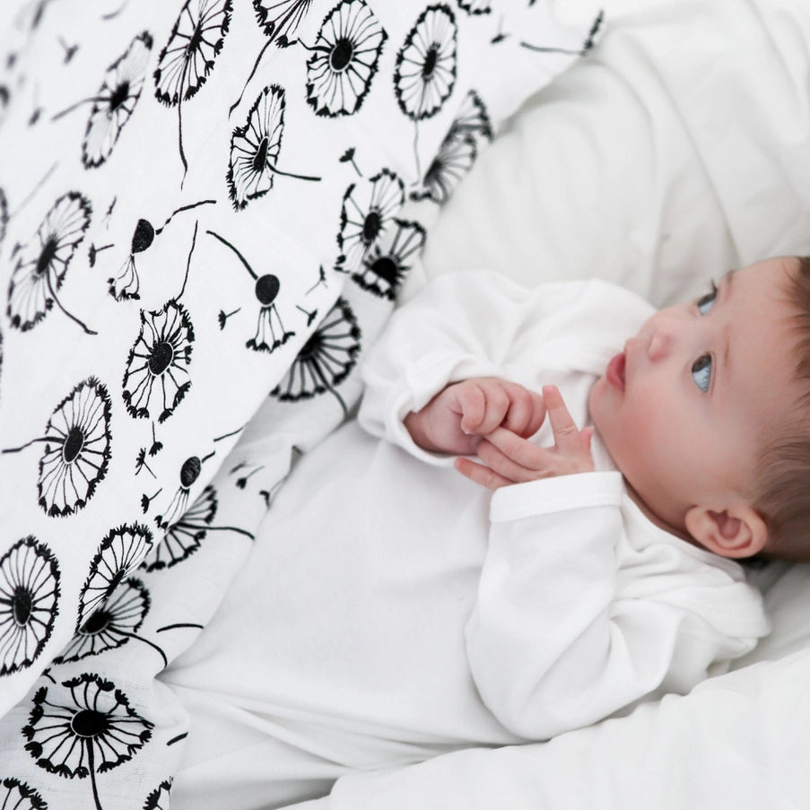 Etta Loves UK - Extra Large Sensory Muslin - Dandelion