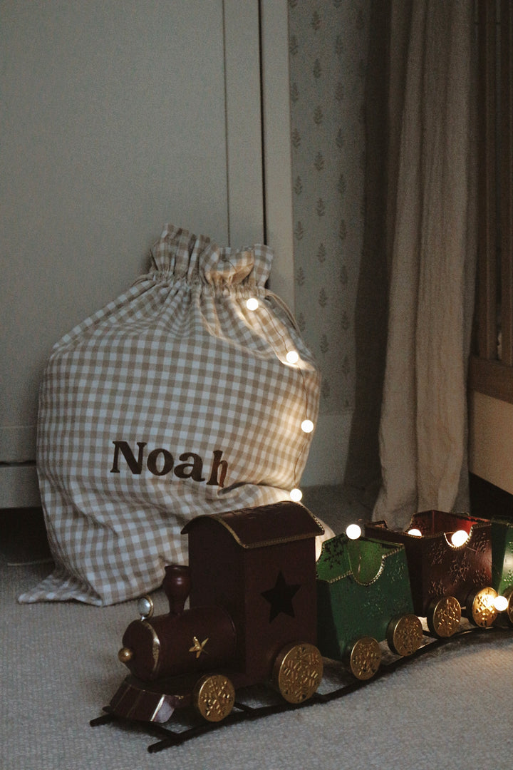 Mabel & Fox - Personalised Beige Gingham Gift Sack - Embroidered