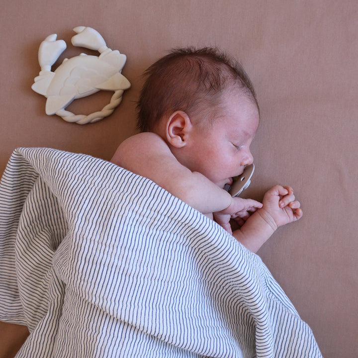 Cam Cam Copenhagen – Muslin Baby Blanket – GOTS Classic Stripes Blue - Mabel & Fox