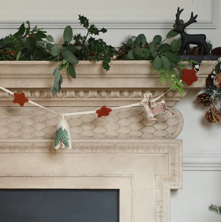 Avery Row - Christmas Garland - Reindeer - Mabel & Fox