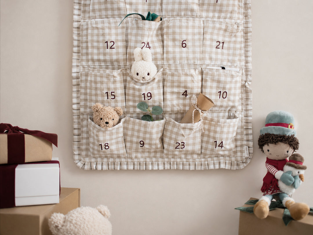 Mabel & Fox - Personalised Beige Gingham Ruffle Advent Calendar - Velvet Bow - Mabel & Fox