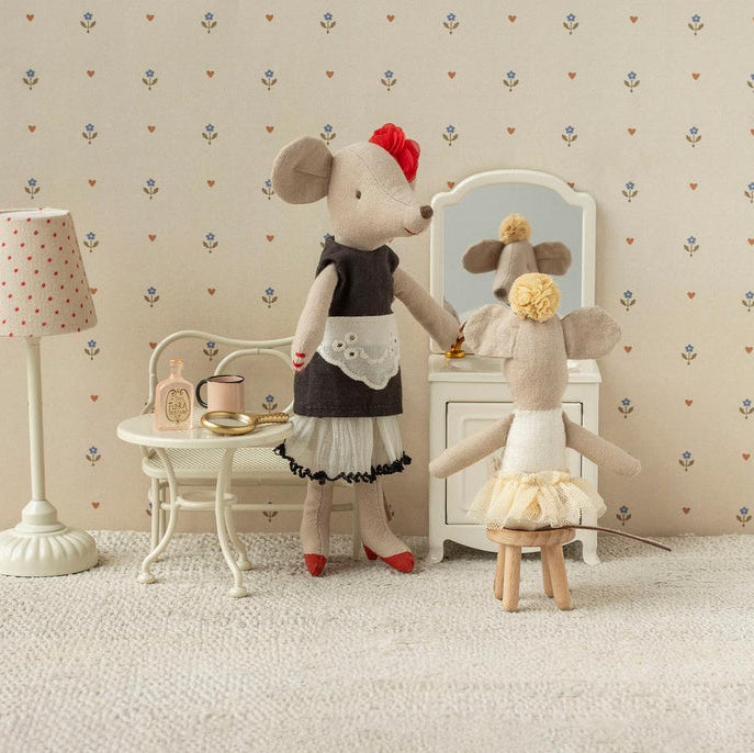 Maileg – Little Sister Ballerina Mouse – Off White - Mabel & Fox