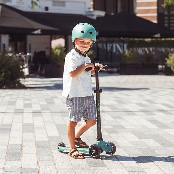 Scoot & Ride - Highwaykick 3 with LED - Forest