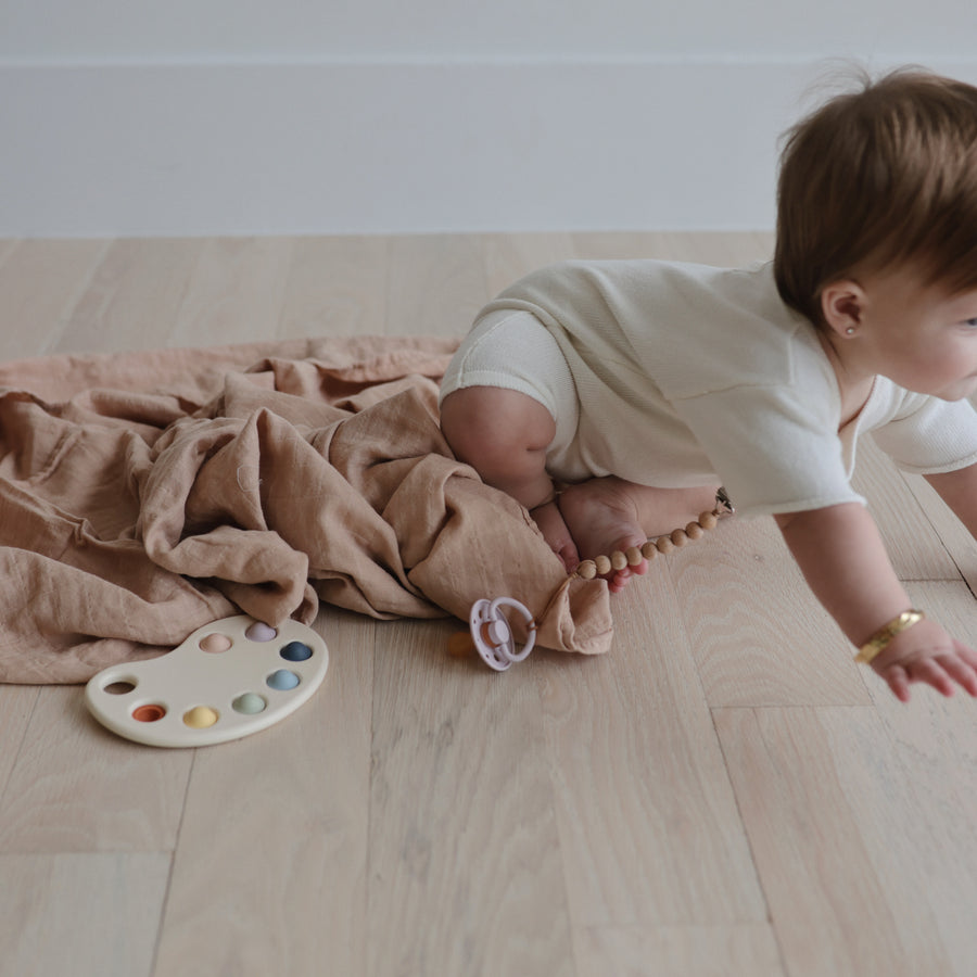 Mushie - Organic Swaddle - Natural - Mabel & Fox