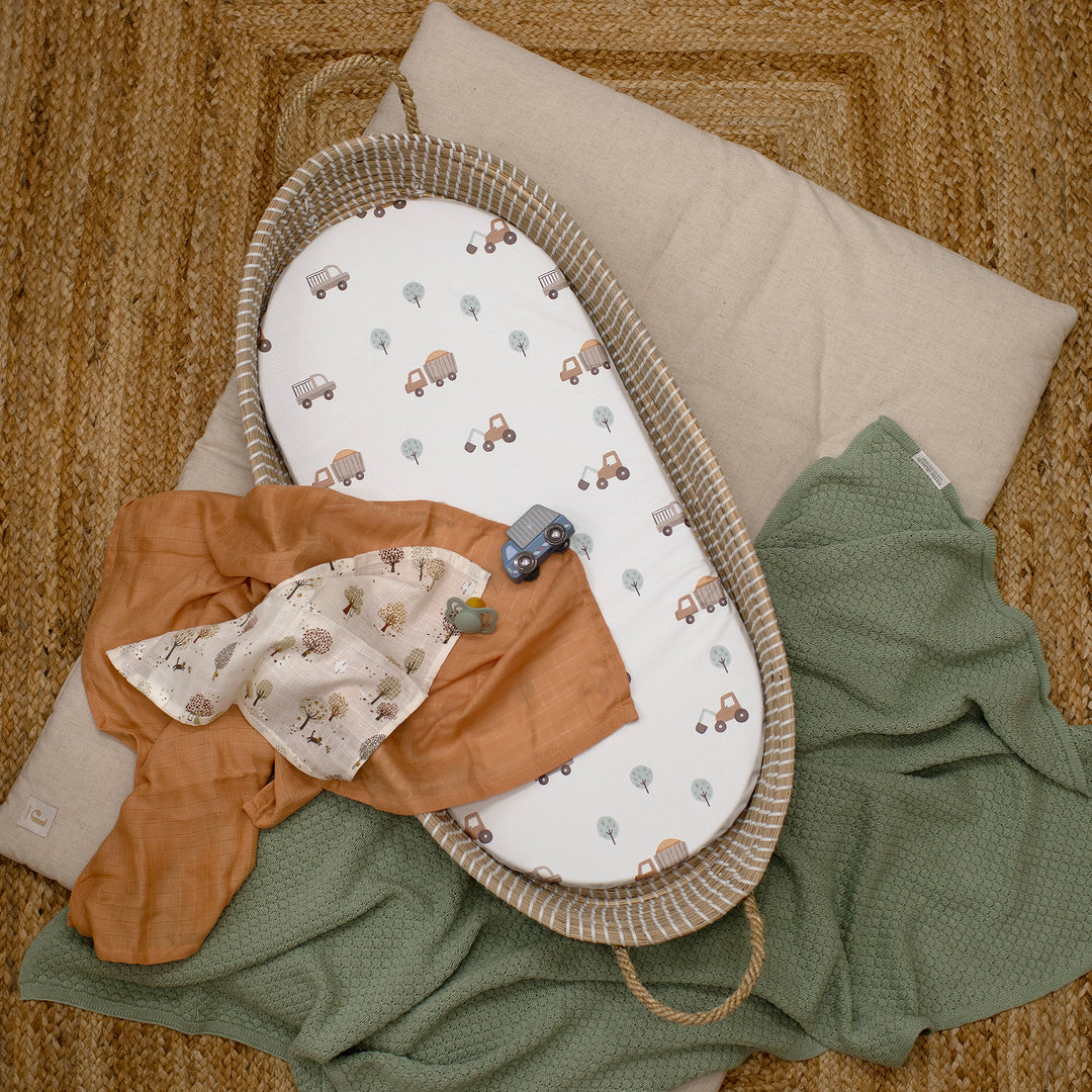 Mabel & Fox - Basket Changing Mat - Little Wheels