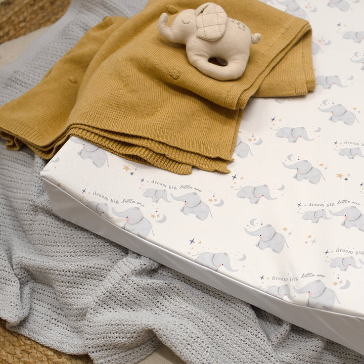 Mabel & Fox - Wedge Baby Changing Mat - Elephants