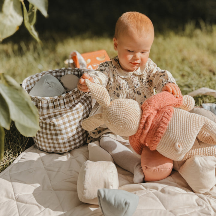 Mabel & Fox - Gingham Ruffle Basket - Green