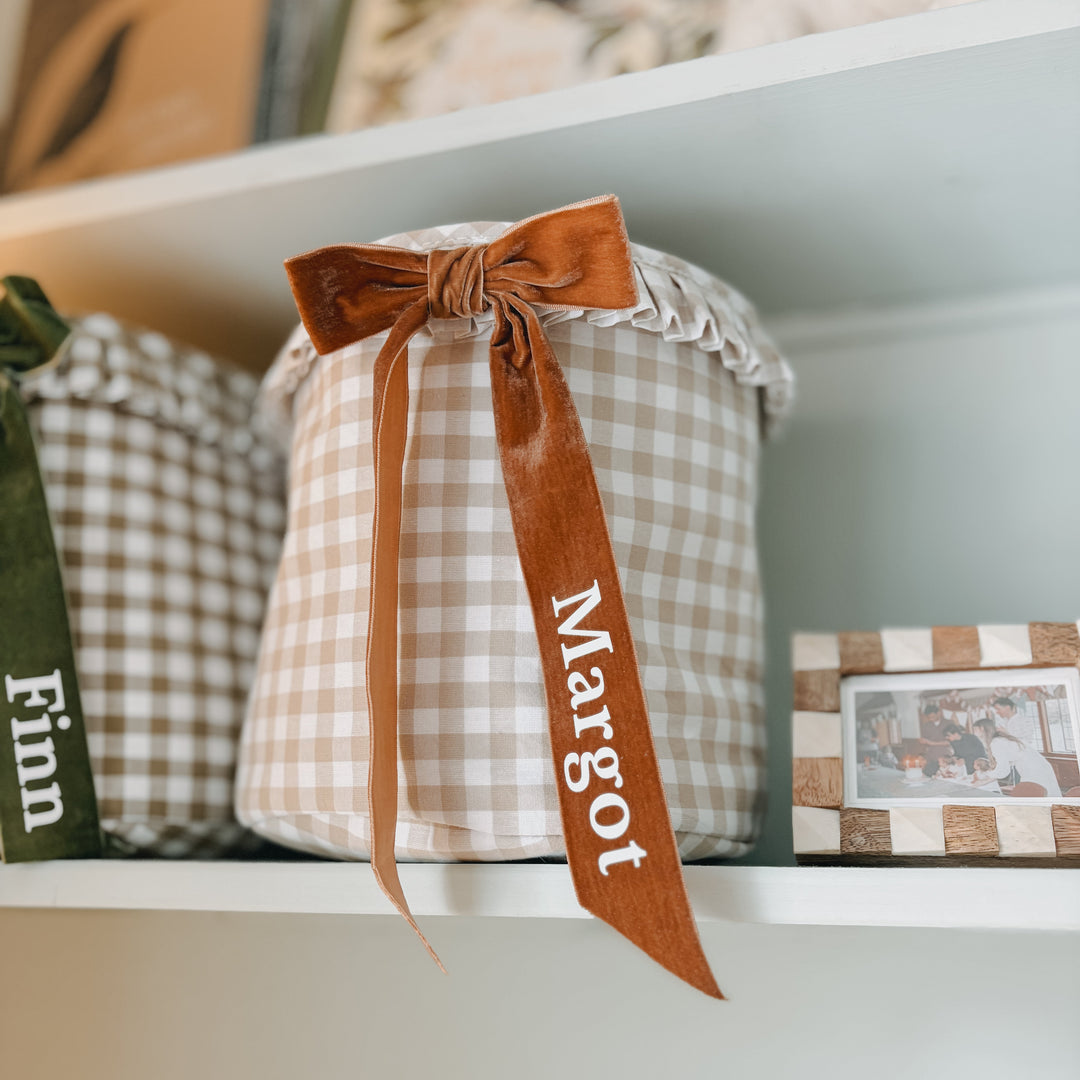 Mabel & Fox - Personalised Beige Gingham Ruffle Basket - Velvet Bow