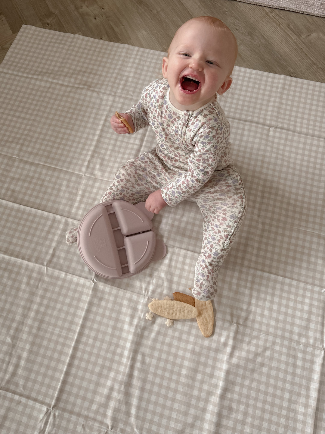 Mabel & Fox - Splash Mat - Beige Gingham