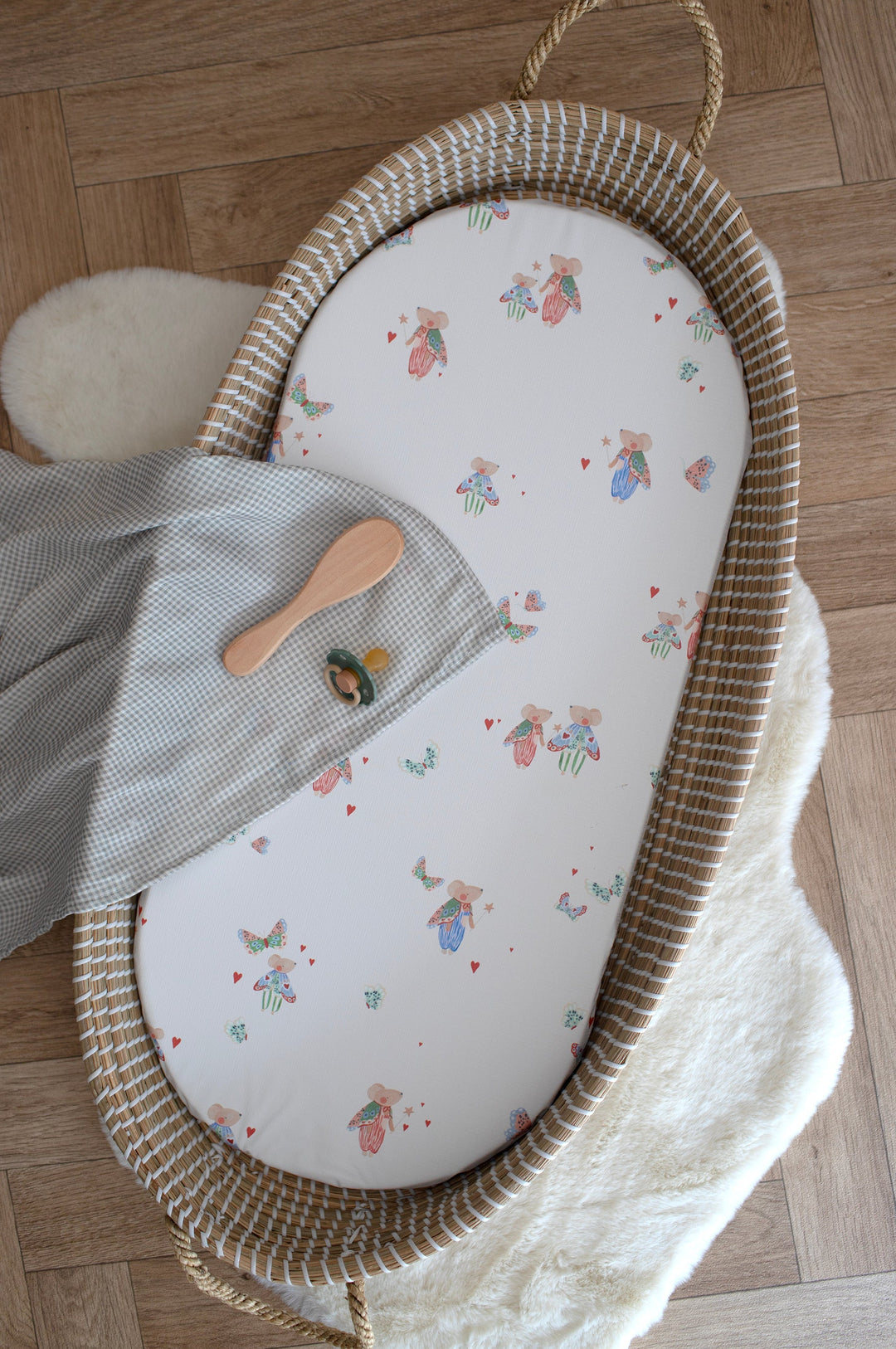 Mabel & Fox - Basket Changing Mat - Butterfly Mice - Mabel & Fox