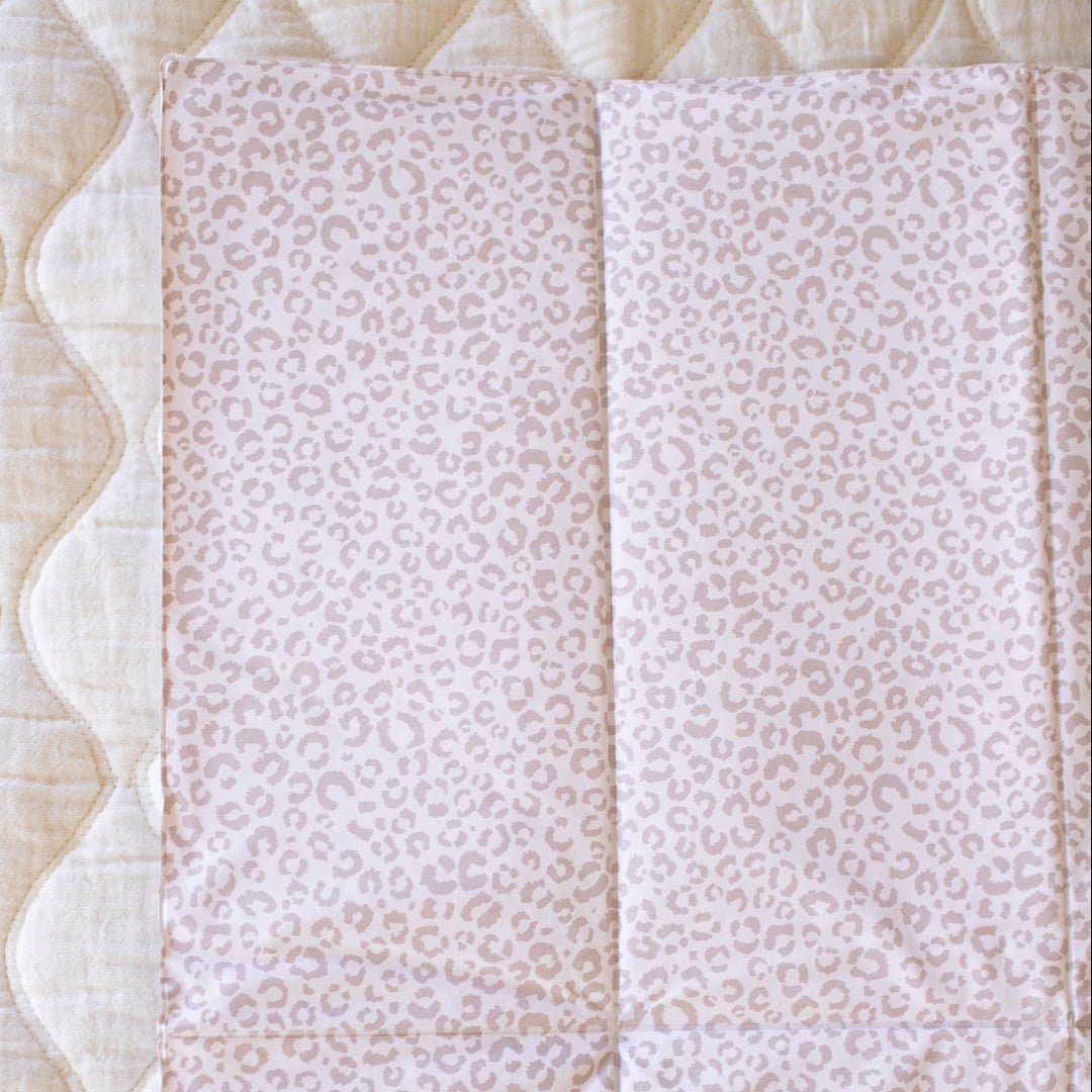 Wilby & Wonder – Travel Baby Changing Mat - Leopard