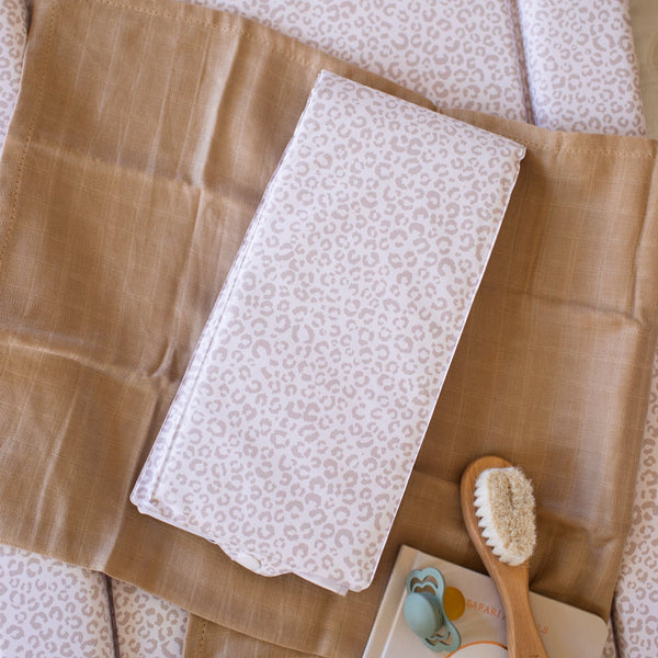 Wilby & Wonder – Travel Baby Changing Mat - Leopard - Mabel & Fox