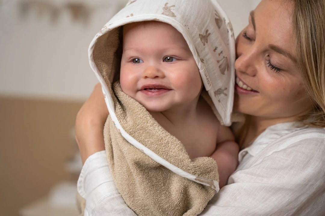 Little Dutch - Hooded Towel - Baby Bunny - 75 x 75cm